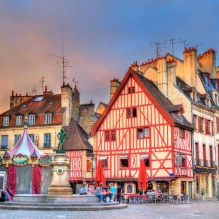 Le Jade : Au Coeur Du Centre Historique Lägenhet Dijon Exteriör bild
